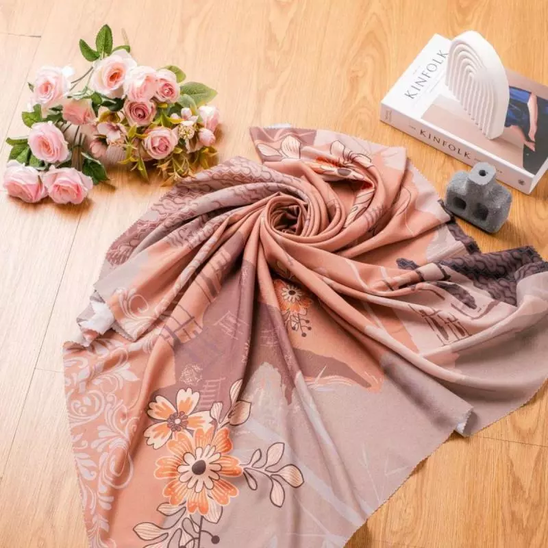Menyesuaikan Hijab dengan Busana