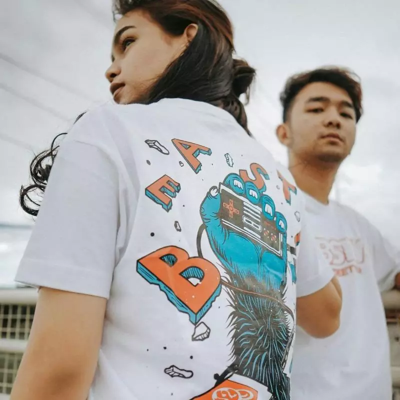 1. Pakaian Custom 