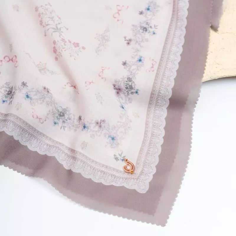 Material yang Umum Digunakan untuk Hijab Laser Cut