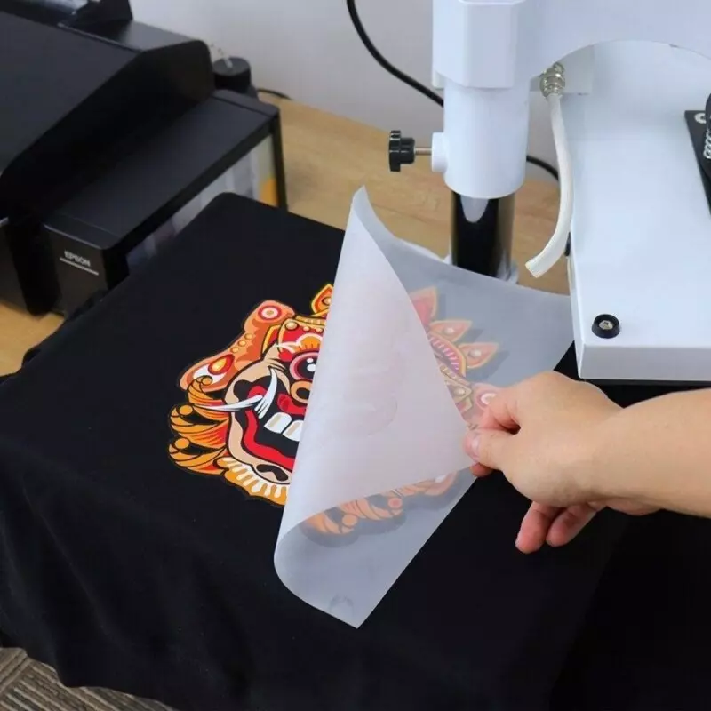 Mengapa Print DTF Menjadi Pilihan untuk Produk Custom?
